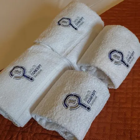 Y Quebedo - Boutique